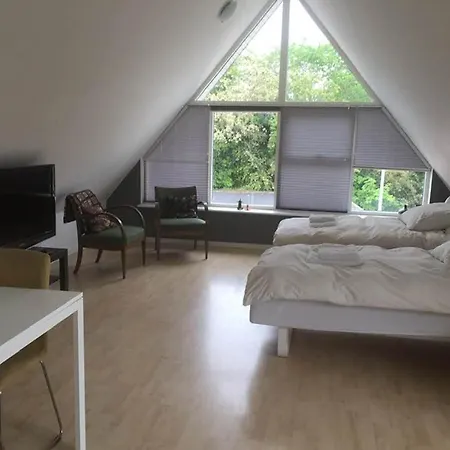 Bed & Breakfast Hornbaek *